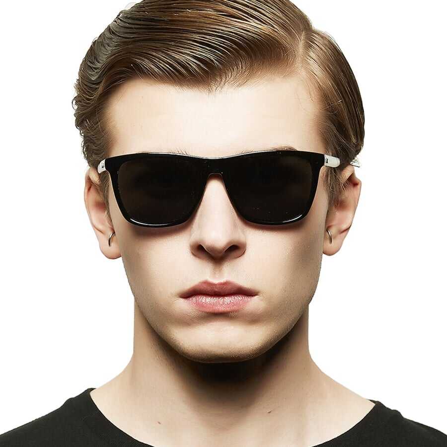 ☀️ Защитете очите си със стил! 🕶️ Леки, модерни и удобни слънчеви очила - идеалният избор за всеки мъж!