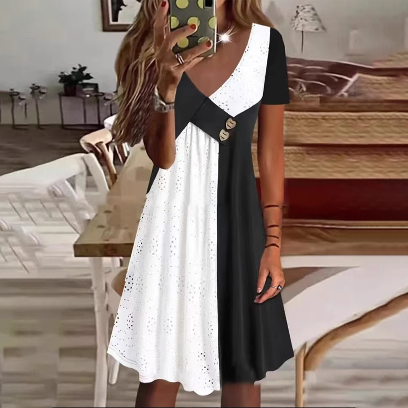 【✨Безплатно колие на стойност 30€ 】👗 Елегантна дамска рокля със сладко деколте и модерен пачуърк